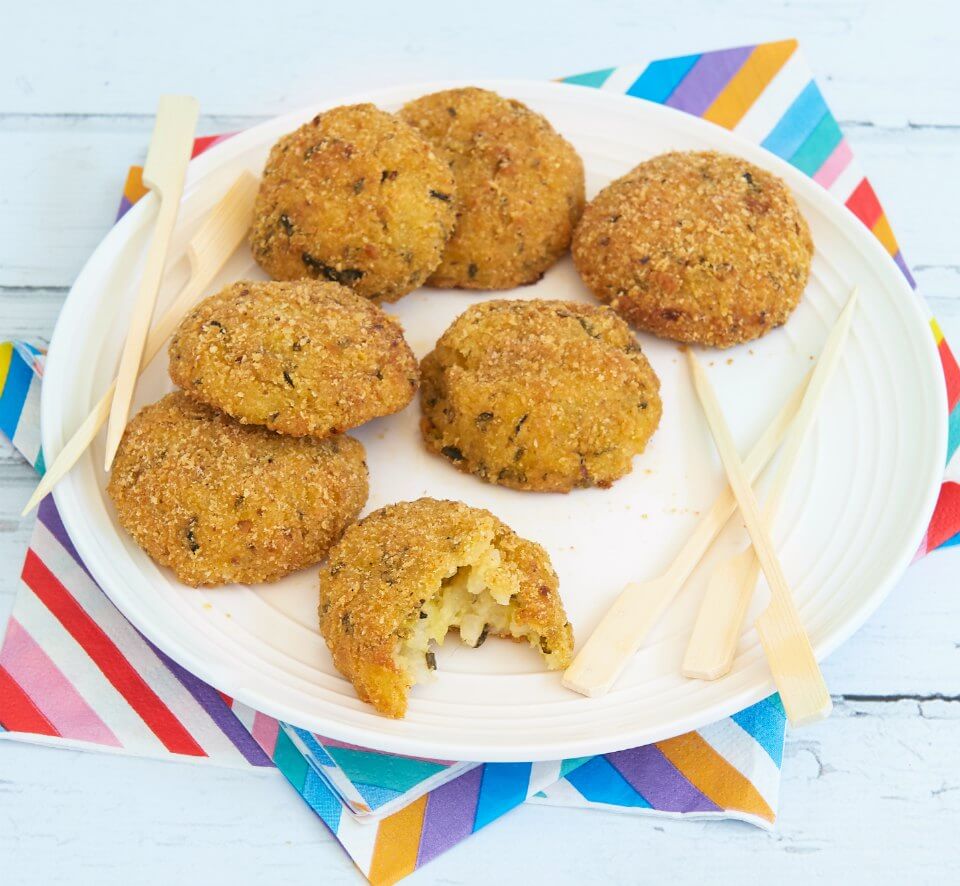 Lunch box-friendly courgette and cheese arancini