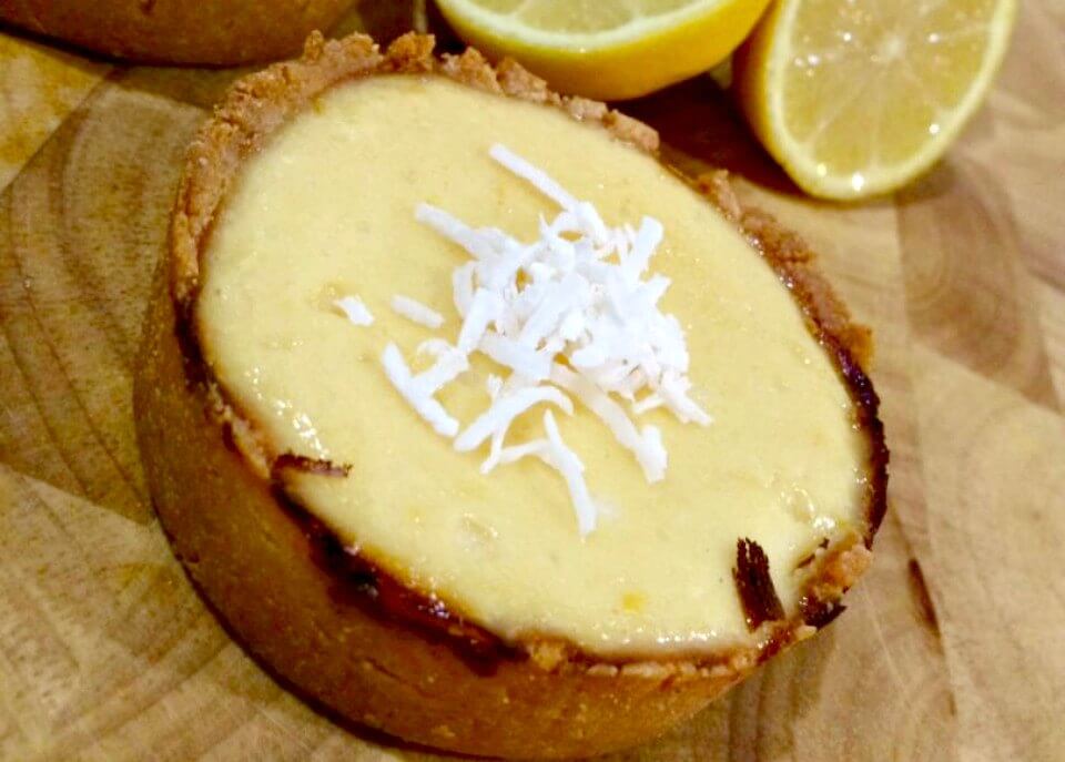 Kid-friendly healthy lemon cheesecake tarts