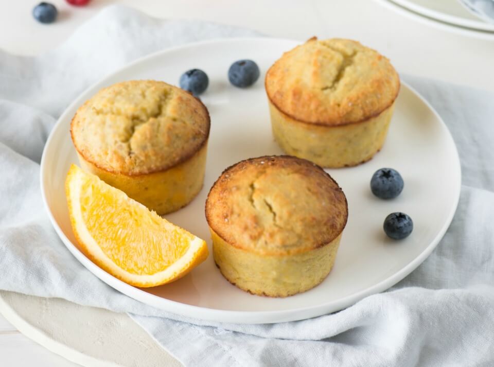 These tasty mini chia and orange muffins are 330 calories