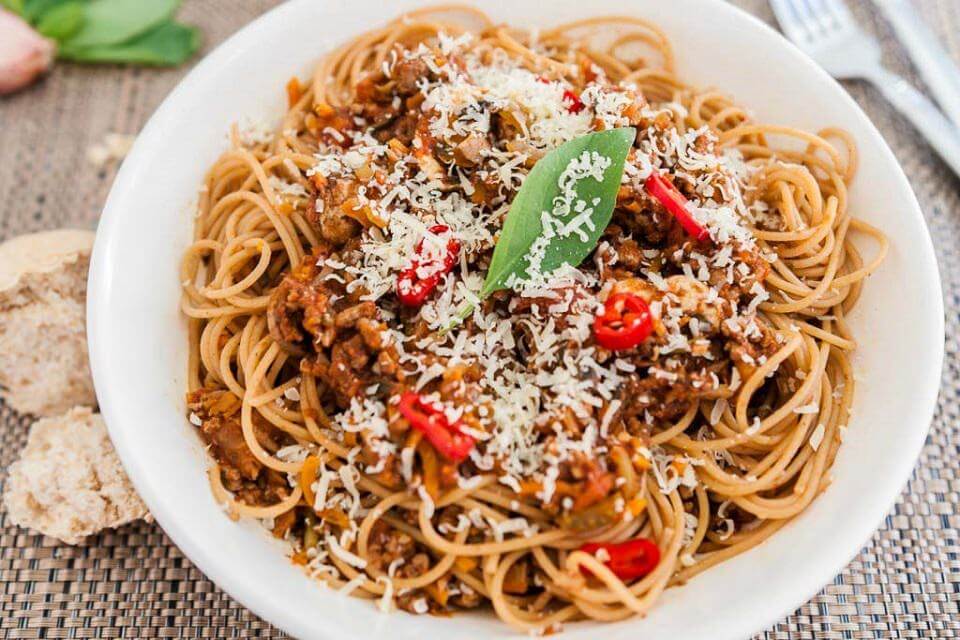 11 easy Ways To Jazz Up Your Spaghetti Bolognese