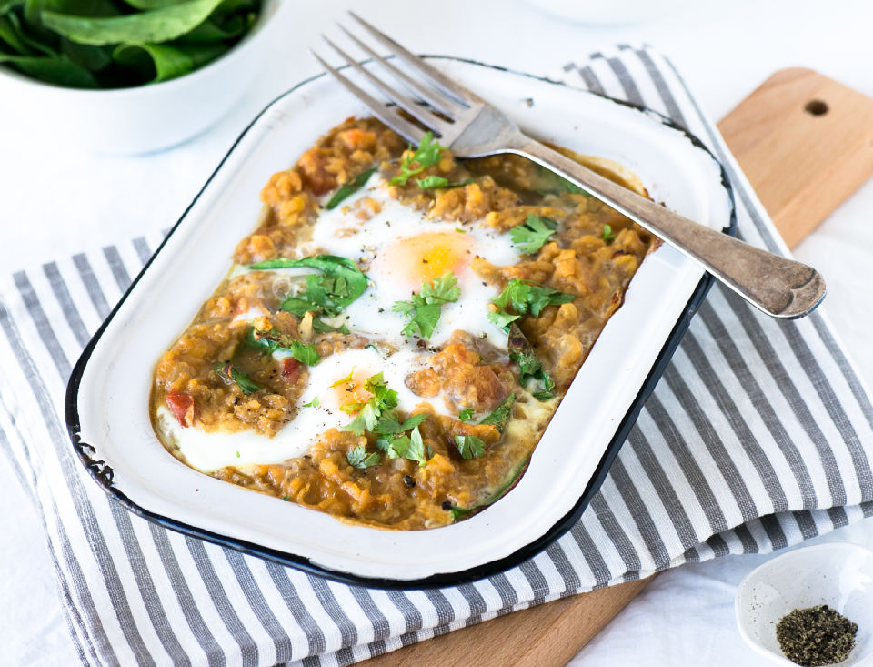 Baked-Eggs-on-Spiced-Lentils