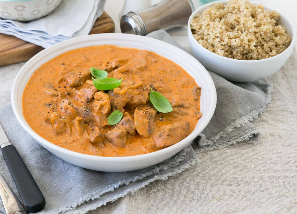 Beef-Stroganoff-with-Mushrooms-and-Quinoa