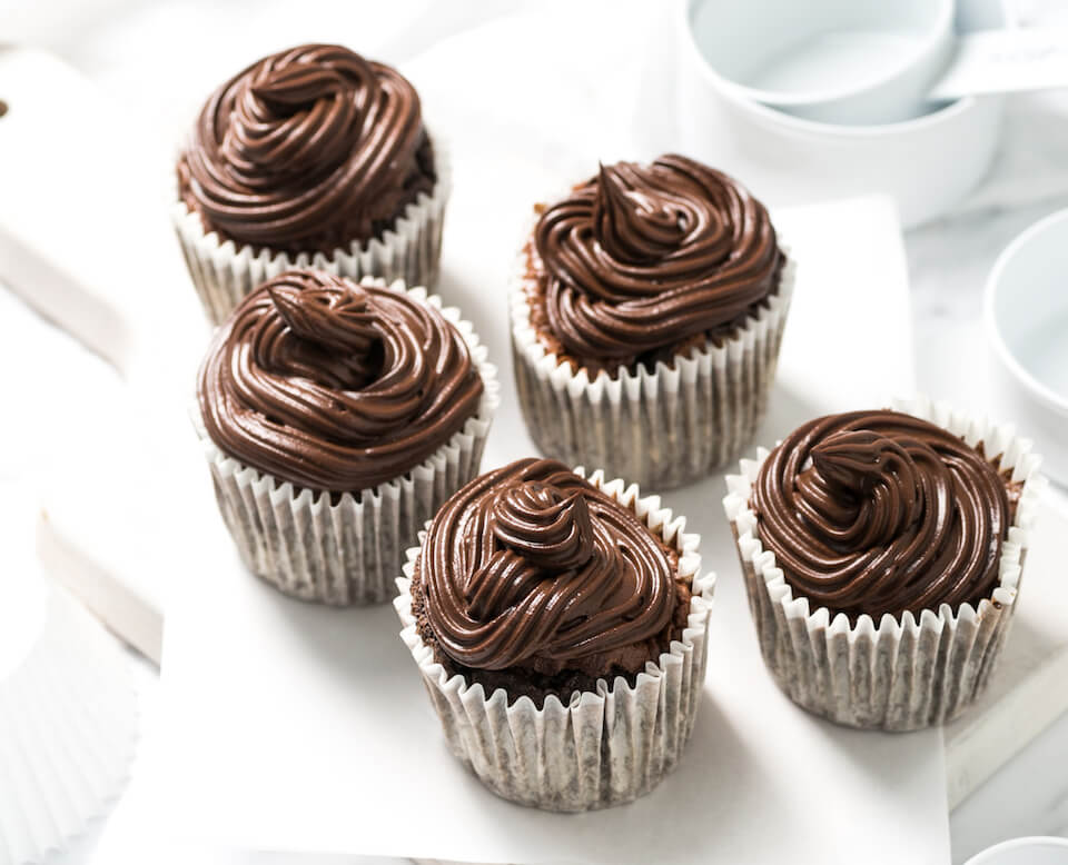 5 Ingredient Chocolate and Quinoa Cupcakes