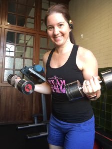 Nikki-Eckley-mum-doing-weights