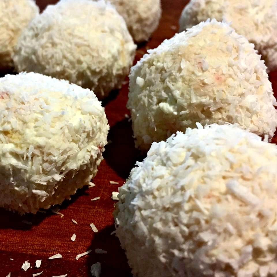 lemon-coconut-bliss-balls